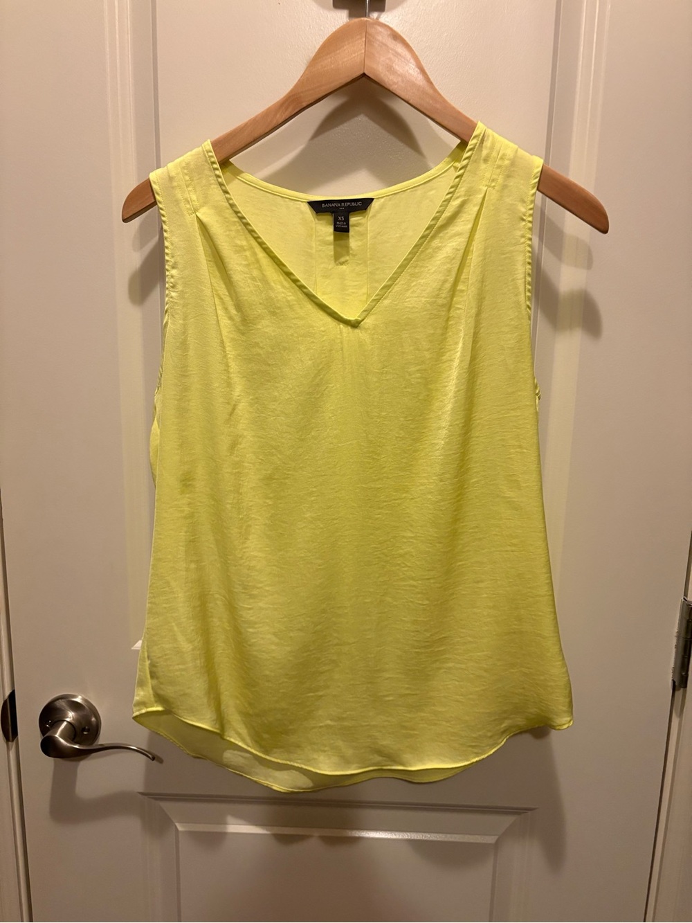 Banana Republic Silky Bright Yellow V-Neck Sleeveless Blouse